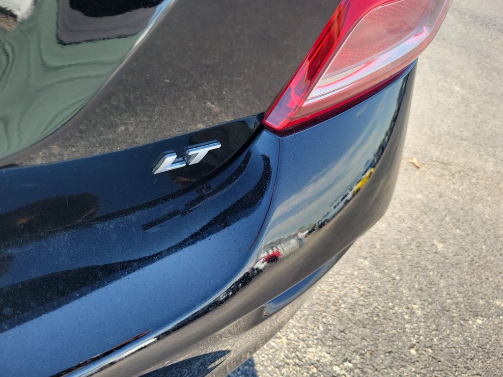 Used 2019 Chevrolet Sonic LT FWD image 30