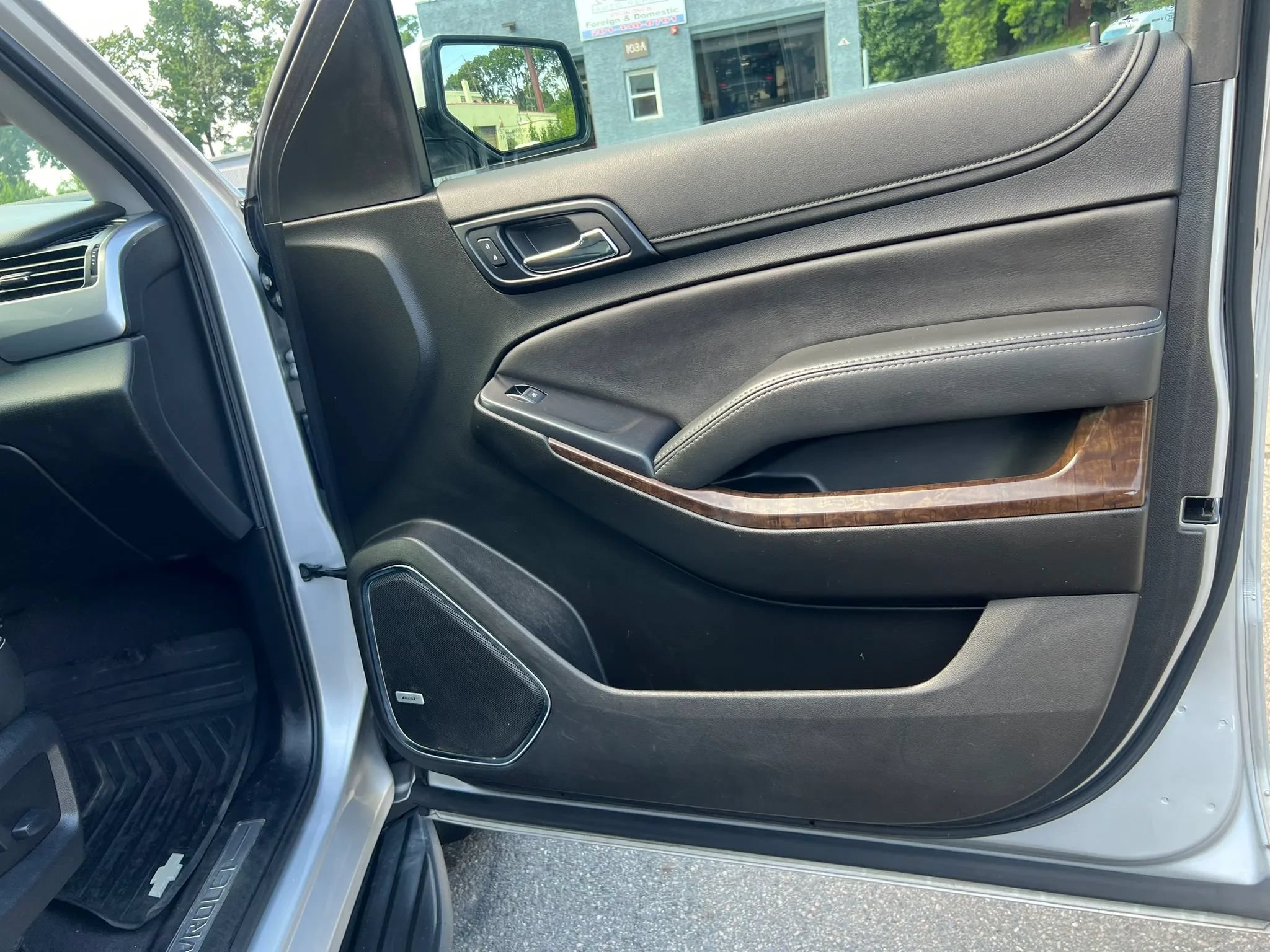 Used 2019 Chevrolet Tahoe LT AWD/4WD image 34