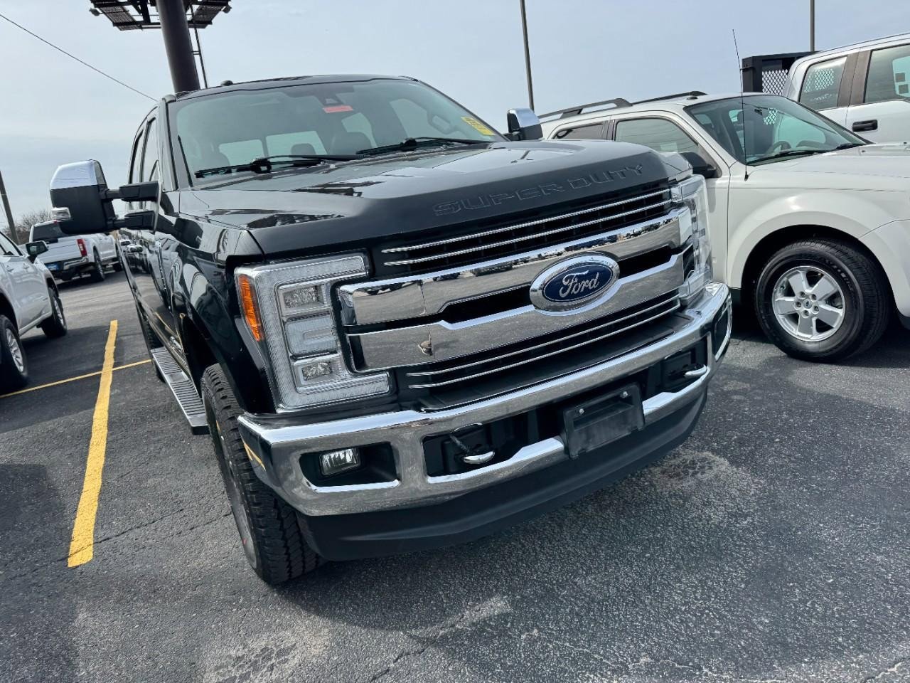 Used 2018 Ford F250 Lariat w/ Lariat Ultimate Package image 7
