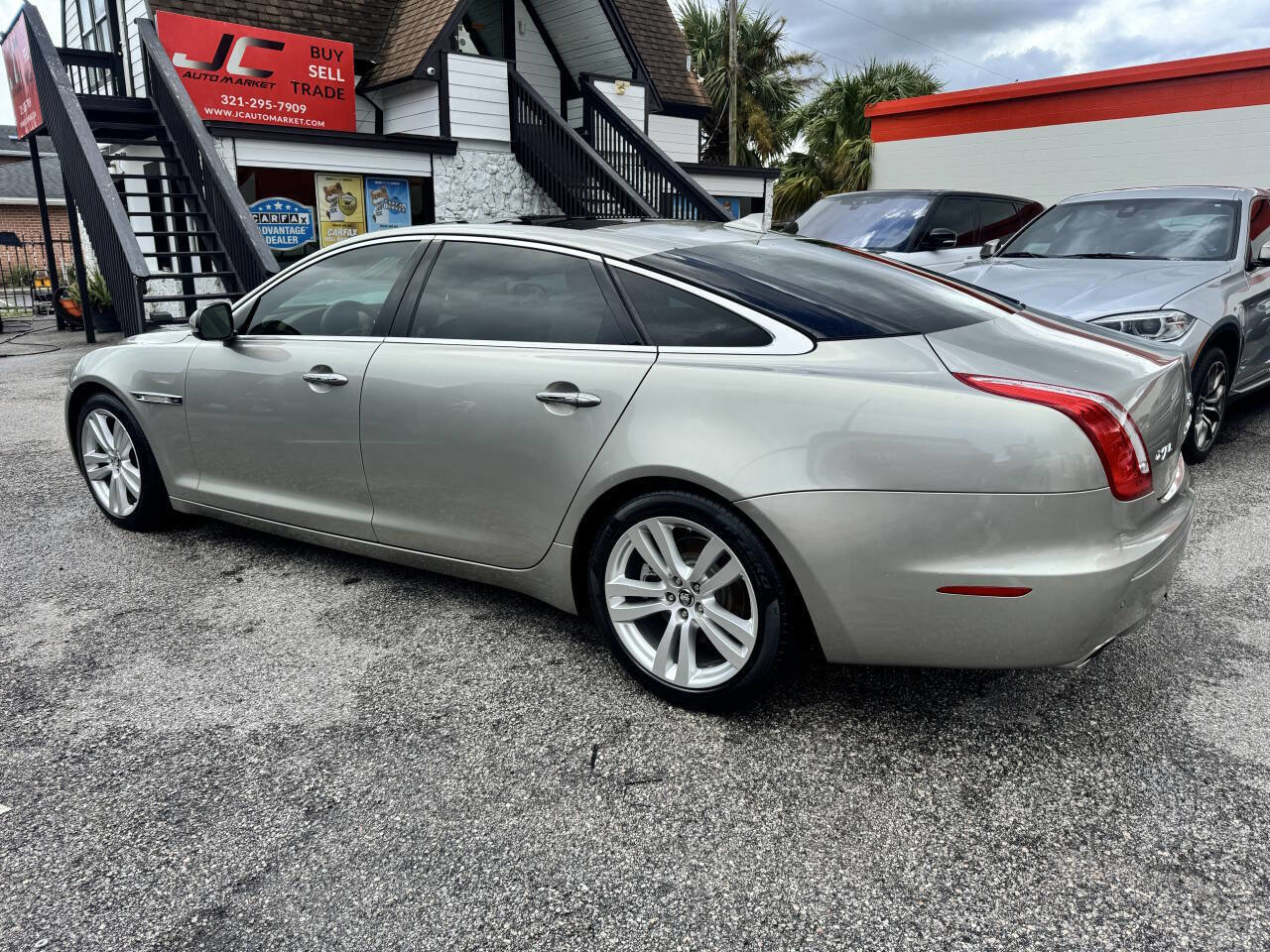 Used 2013 Jaguar XJ L Portfolio image 3