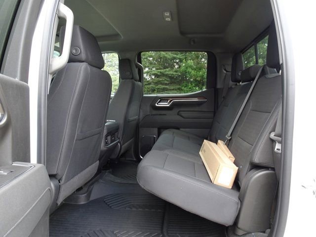 New 2026 Chevrolet Silverado 1500 RST w/ Safety Package AWD/4WD image 7