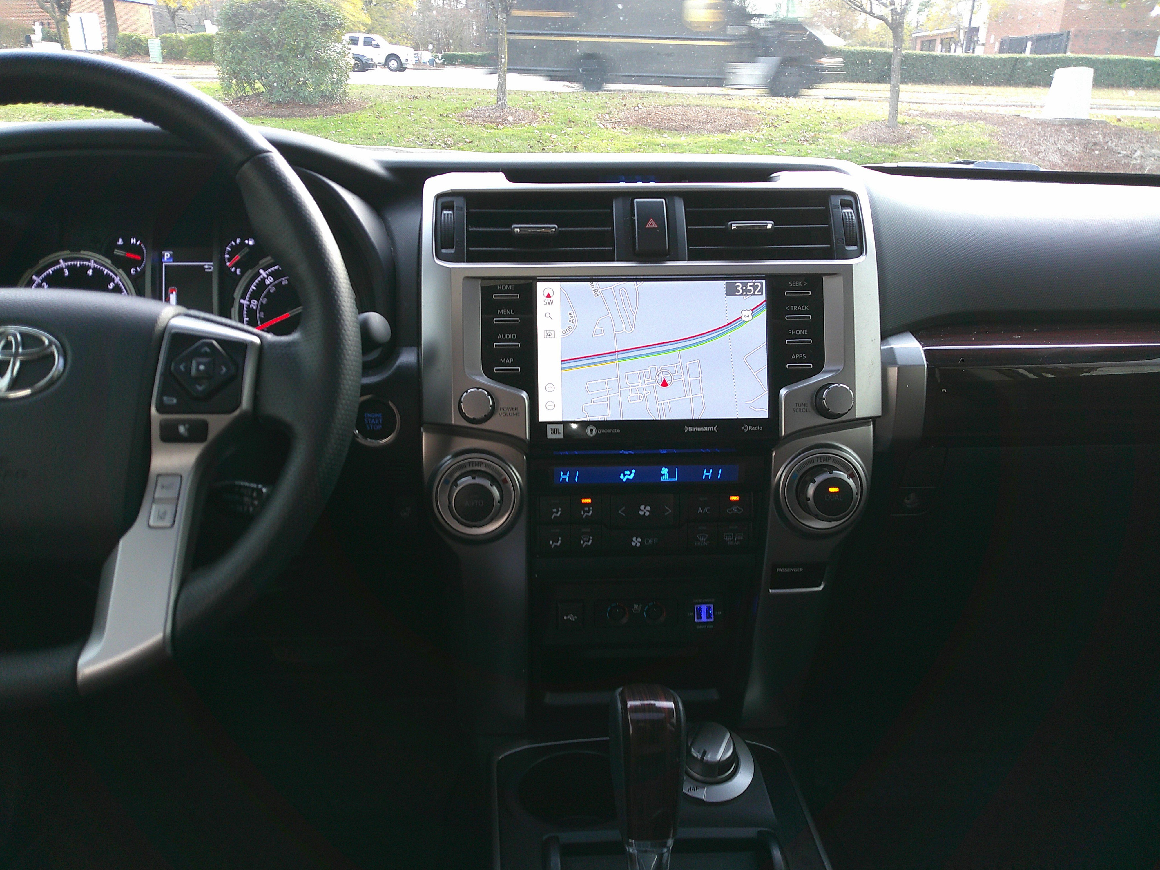 Used 2024 Toyota 4Runner Limited image 32