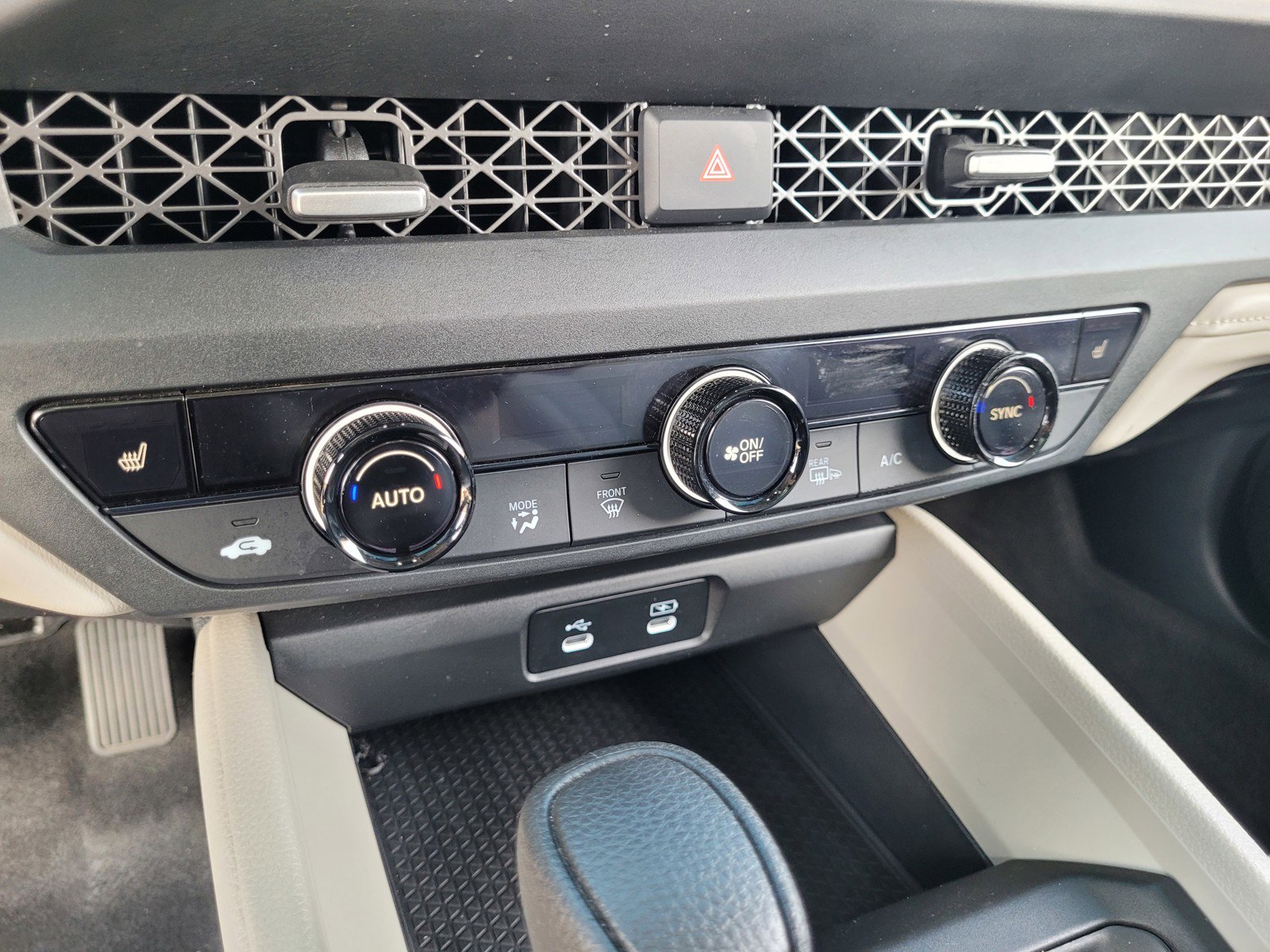 Used 2024 Honda Accord EX image 18