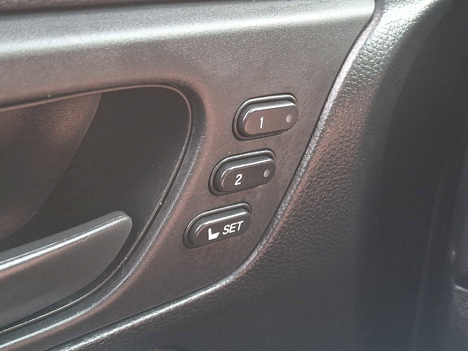 Used 2023 Honda Odyssey EX-L image 25