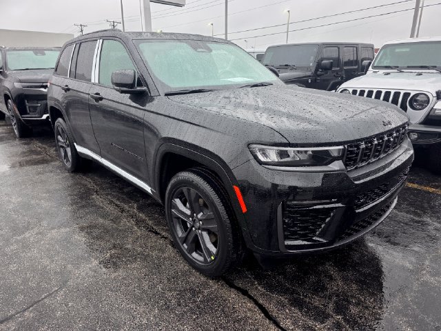 New 2027 Jeep Grand Cherokee Limited AWD/4WD image 2
