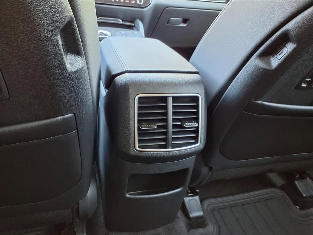 New 2026 Kia Sportage EX w/ EX Panoramic Sunroof Package image 24