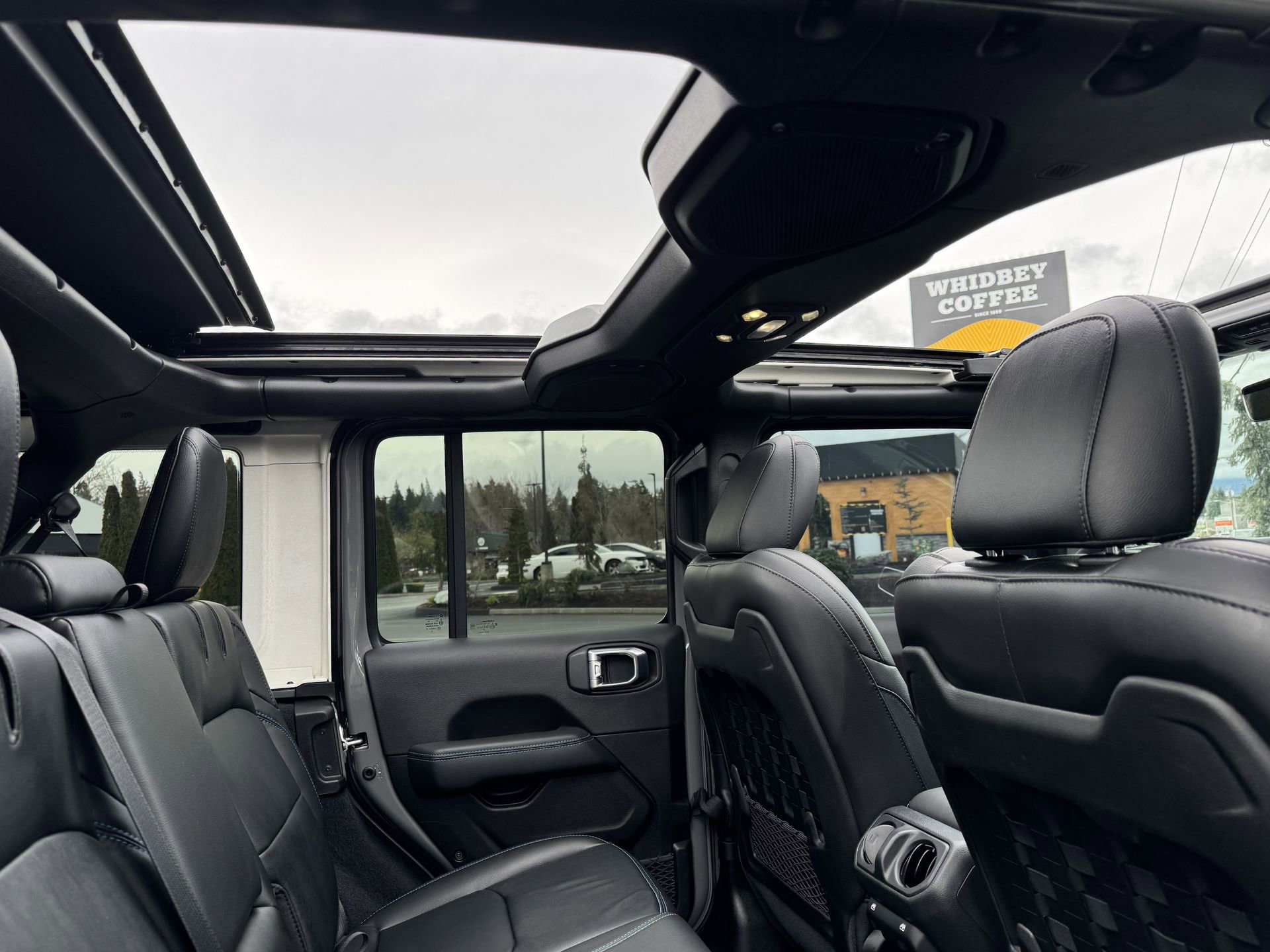 Used 2023 Jeep Wrangler Unlimited Rubicon 4xe w/ Cold Weather Group image 28