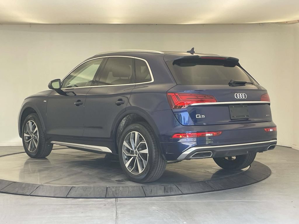 Used 2023 Audi Q5 2.0T Premium Plus w/ Premium Plus Package AWD/4WD image 3