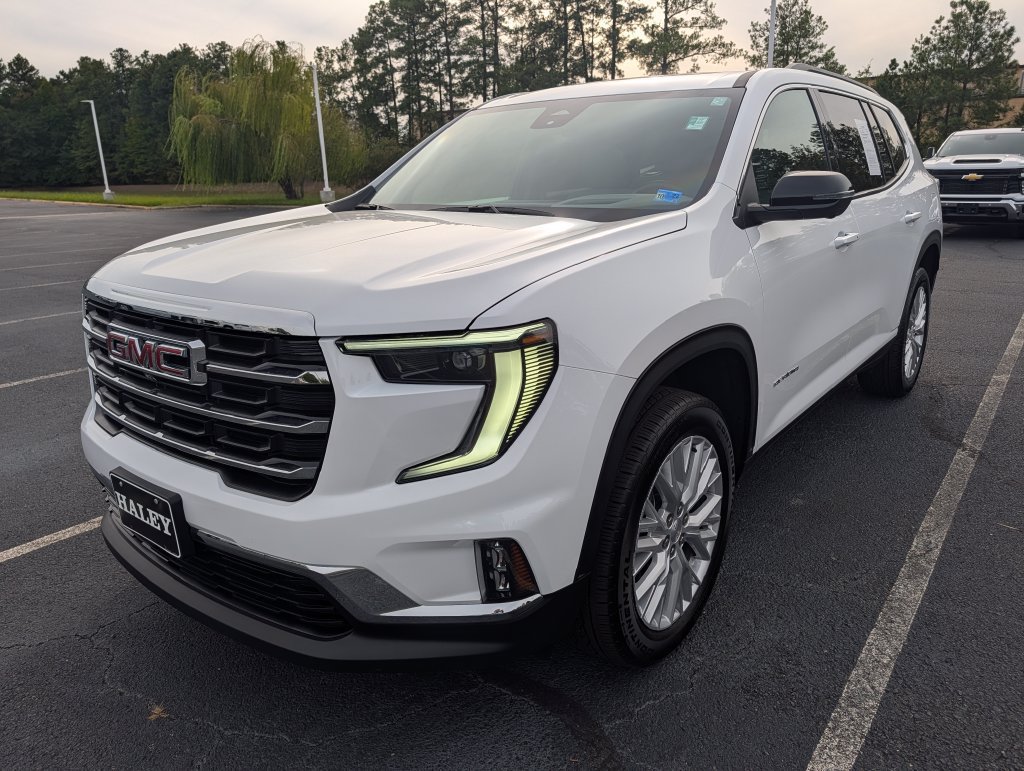 Used 2026 GMC Acadia Elevation w/ Elevation Premium Package FWD image 26