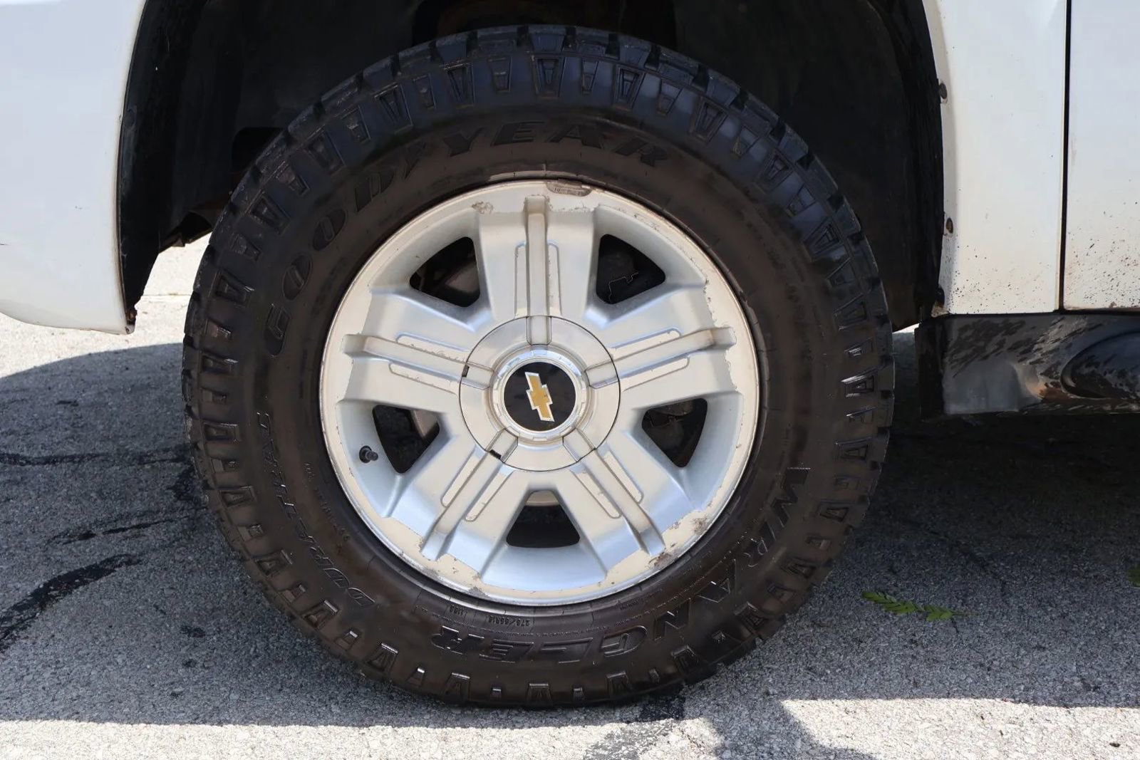 Used 2012 Chevrolet Avalanche LT w/ Suspension Package, Off-Road AWD/4WD image 10