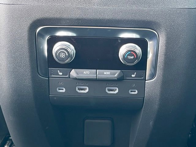 Used 2024 GMC Yukon XL Denali w/ Max Trailering Package image 22