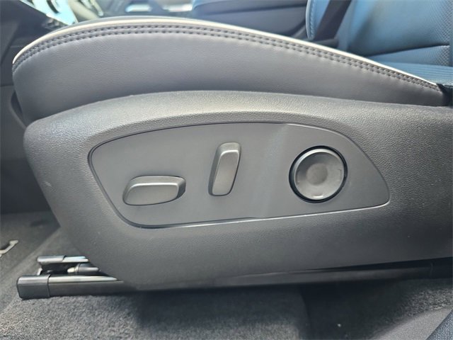 New 2026 GMC Acadia Denali w/ Super Cruise Package image 19