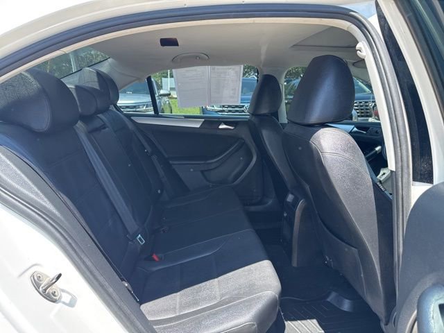 Used 2012 Volkswagen Jetta TDI FWD image 11