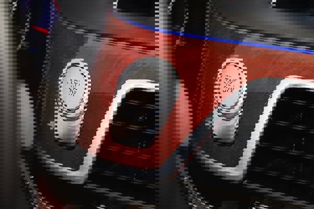 Used 2022 BMW ALPINA B7 xDrive w/ Luxury Rear Seating Package image 57