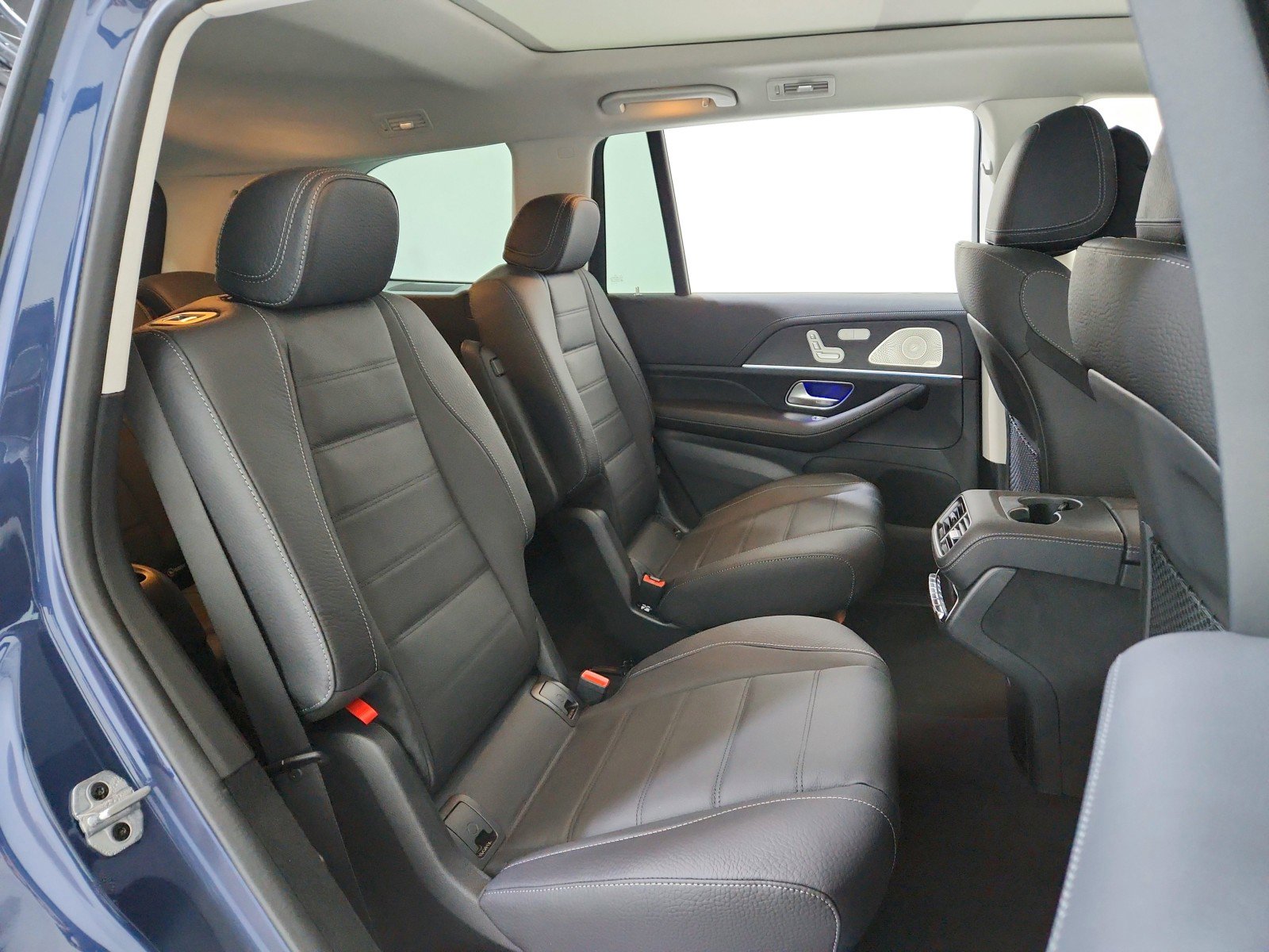 New 2026 Mercedes-Benz GLS 450 4MATIC image 12