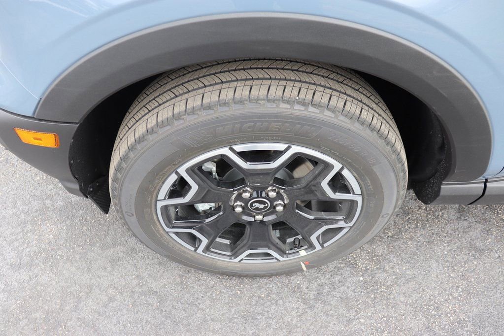 New 2025 Ford Bronco Sport Outer Banks w/ Outer Banks Tech Package+ image 5