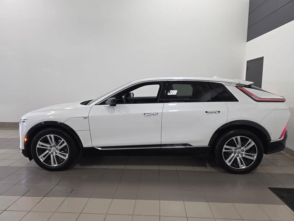 Certified 2024 Cadillac Lyriq Tech w/ Driver Assist Package AWD/4WD image 2