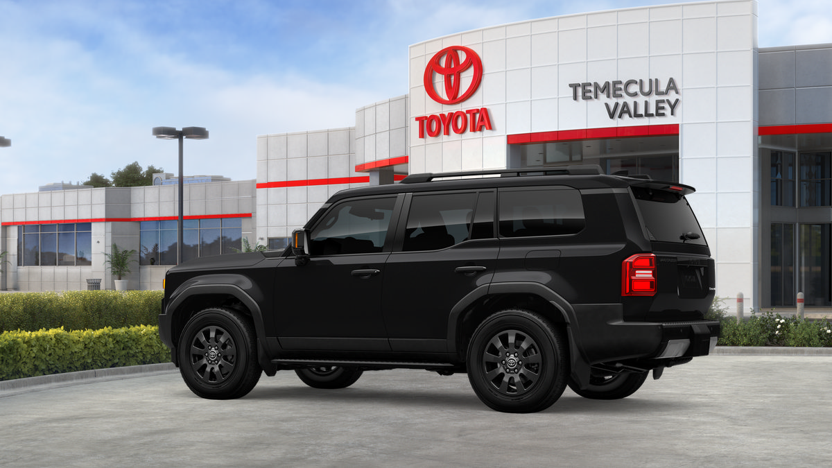 New 2027 Toyota Land Cruiser w/ Premium Package AWD/4WD image 7