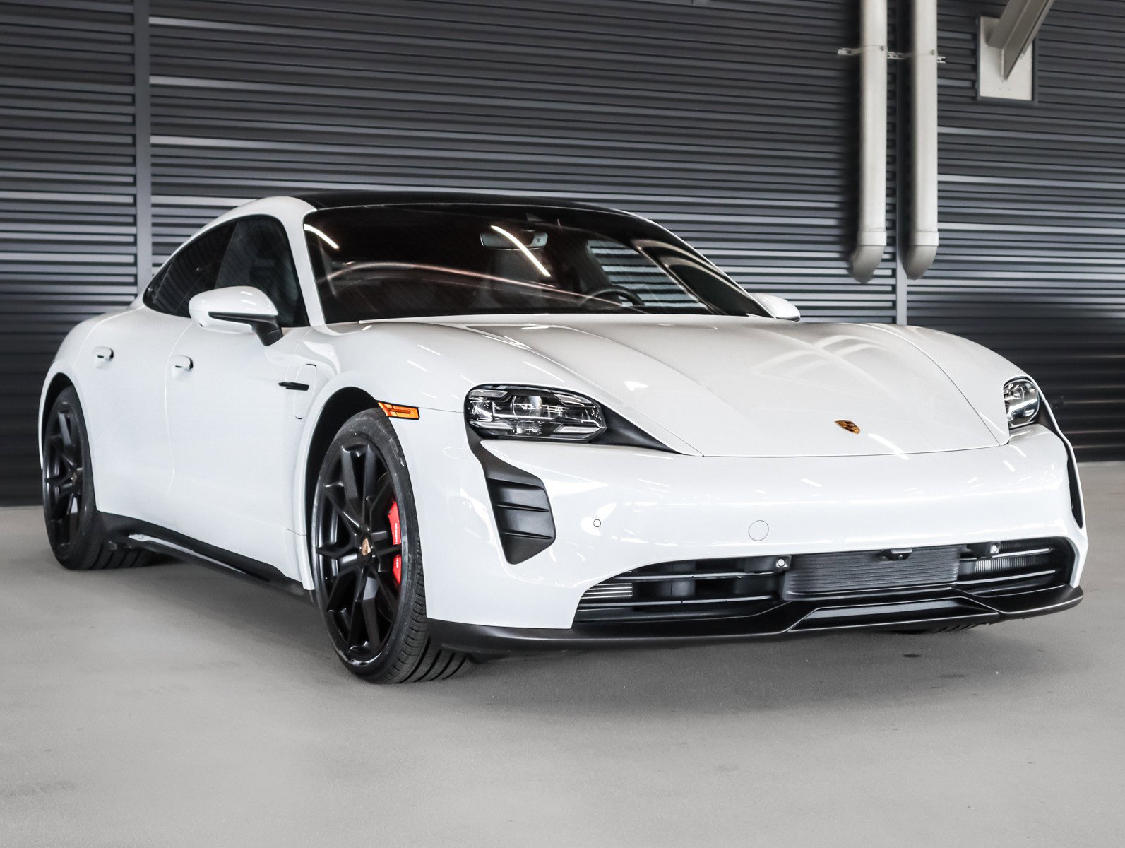 Certified 2022 Porsche Taycan GTS AWD/4WD image 7