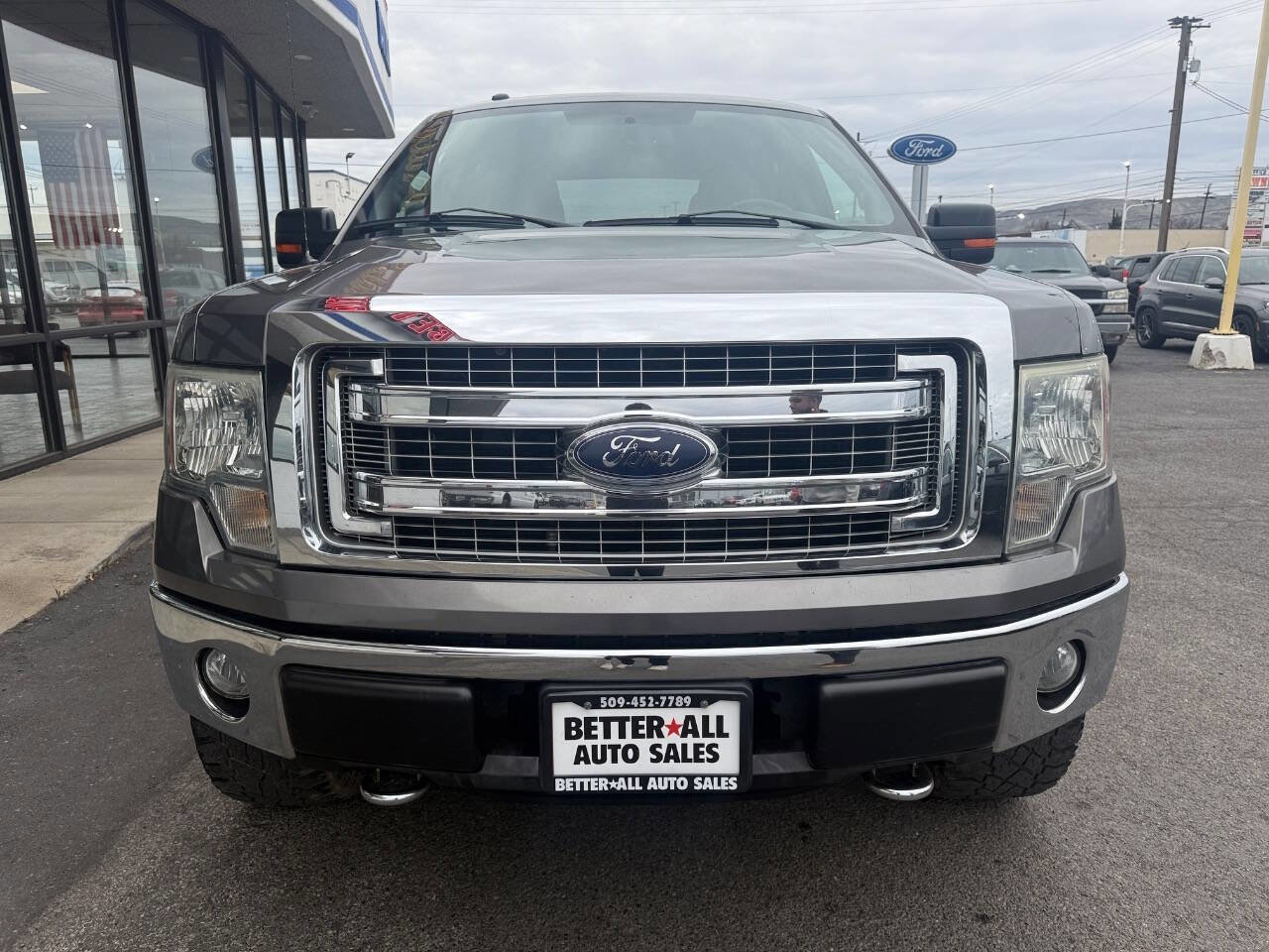 Used 2013 Ford F150 XLT w/ XLT Chrome Pkg image 3