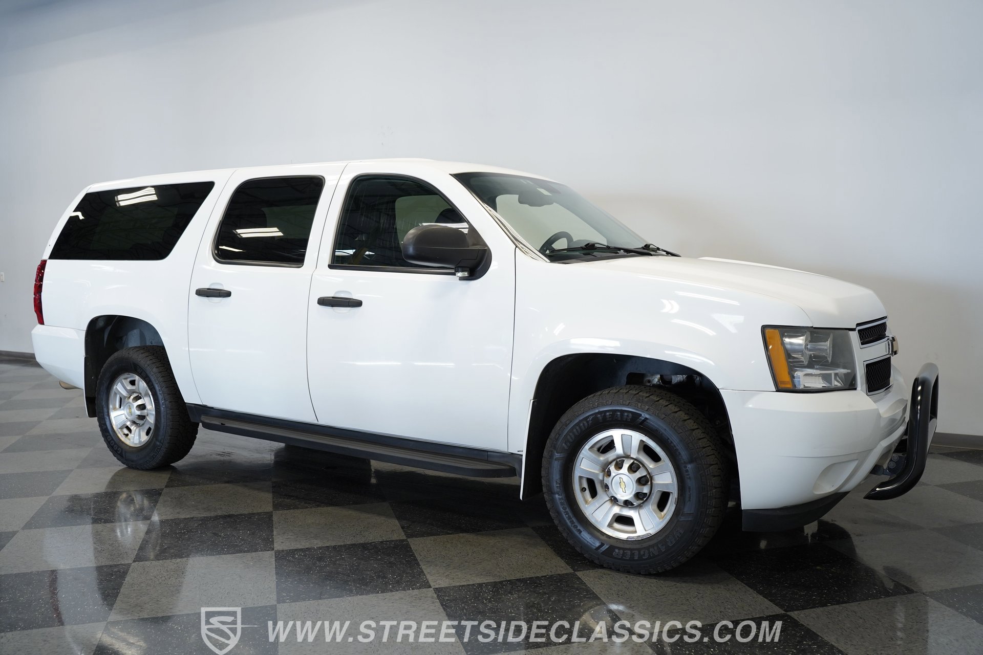 Used 2012 Chevrolet Suburban 2500 w/ Skid Plate Package image 15