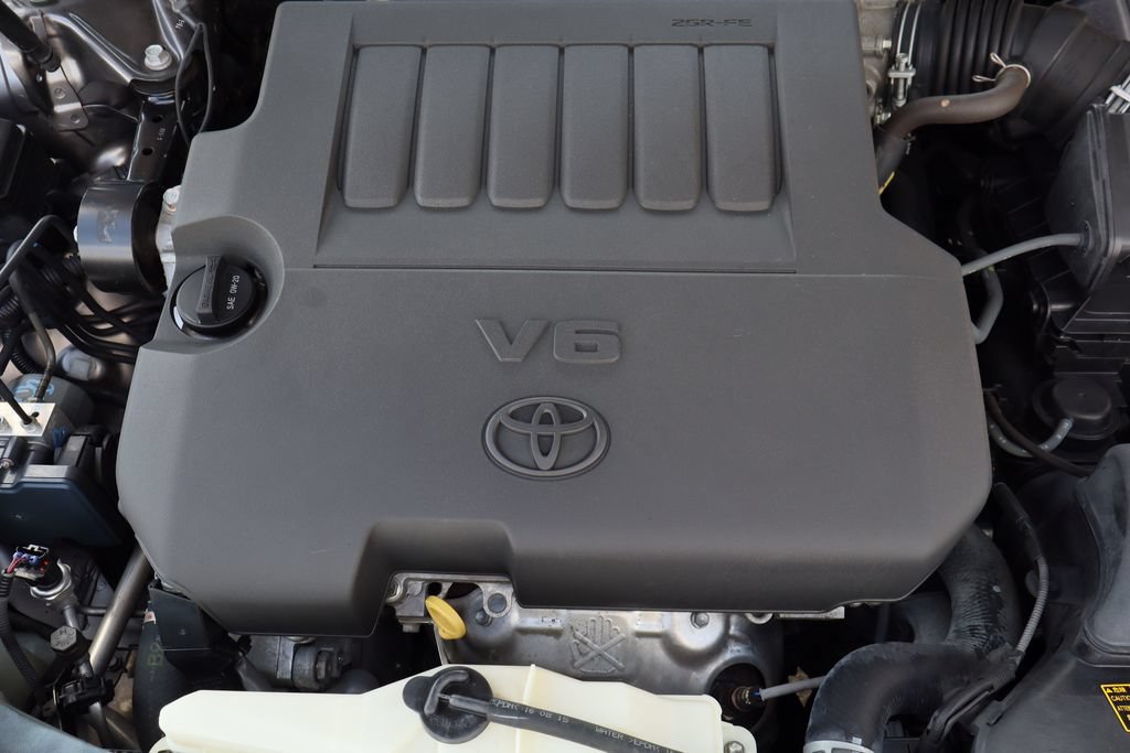 Used 2016 Toyota Camry XSE w/ Advanced Technology Package FWD image 29