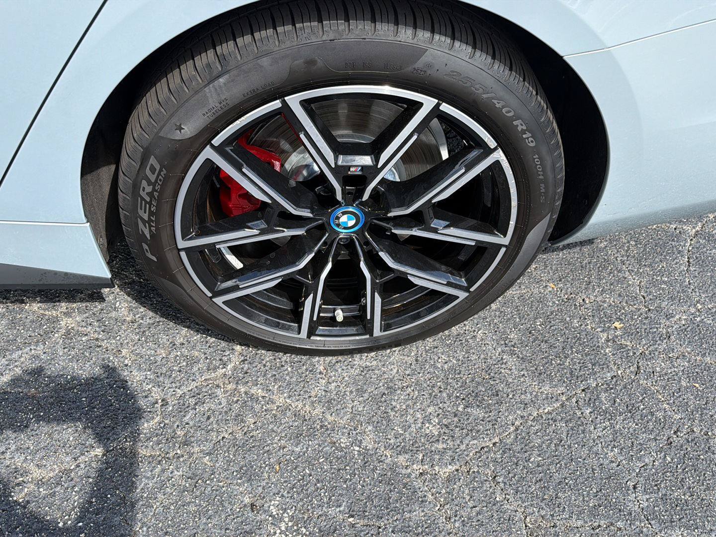 Used 2024 BMW i4 eDrive40 w/ M Sport Package RWD image 37
