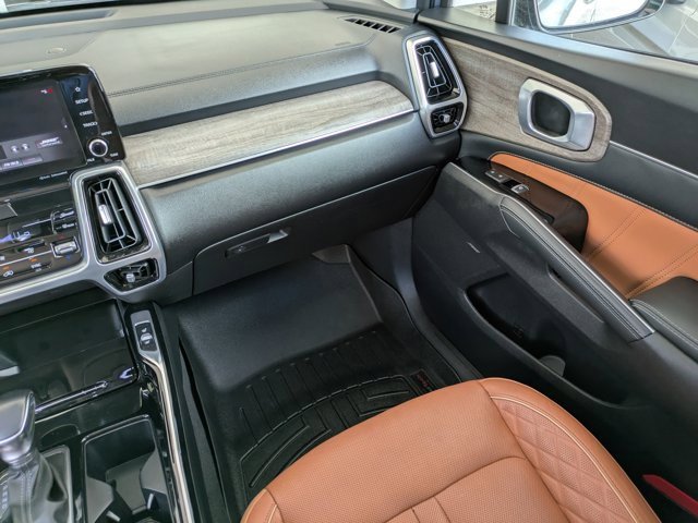 Used 2021 Kia Sorento SX Prestige image 15