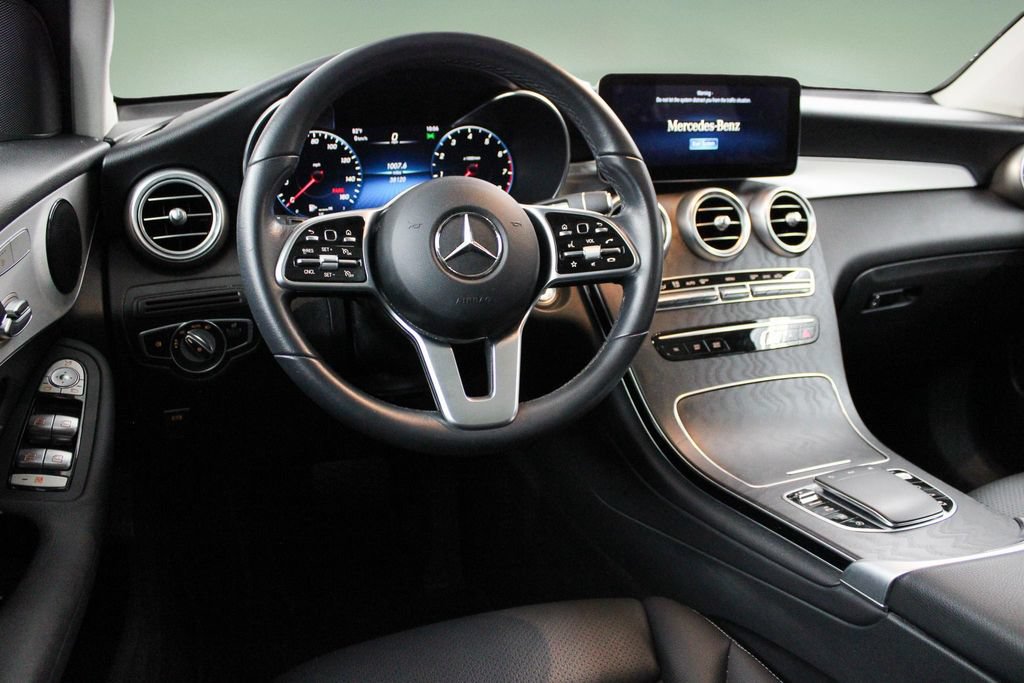 Used 2022 Mercedes-Benz GLC 300 image 17