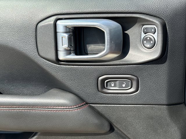 Used 2019 Jeep Wrangler Rubicon AWD/4WD image 15