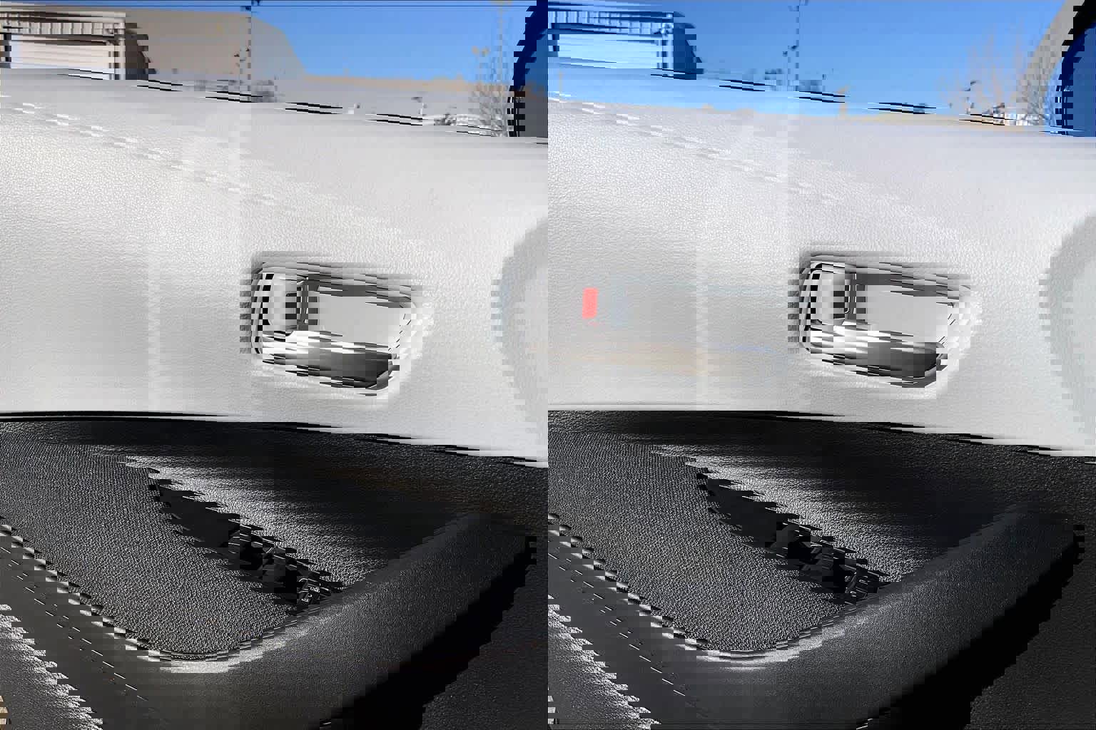 New 2026 Toyota Corolla SE image 18