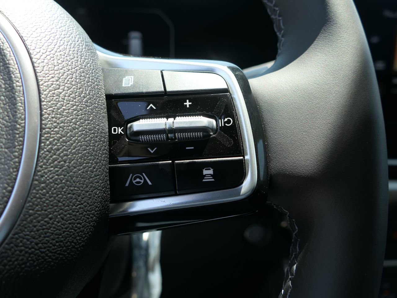 New 2026 Kia Carnival SX Prestige image 14