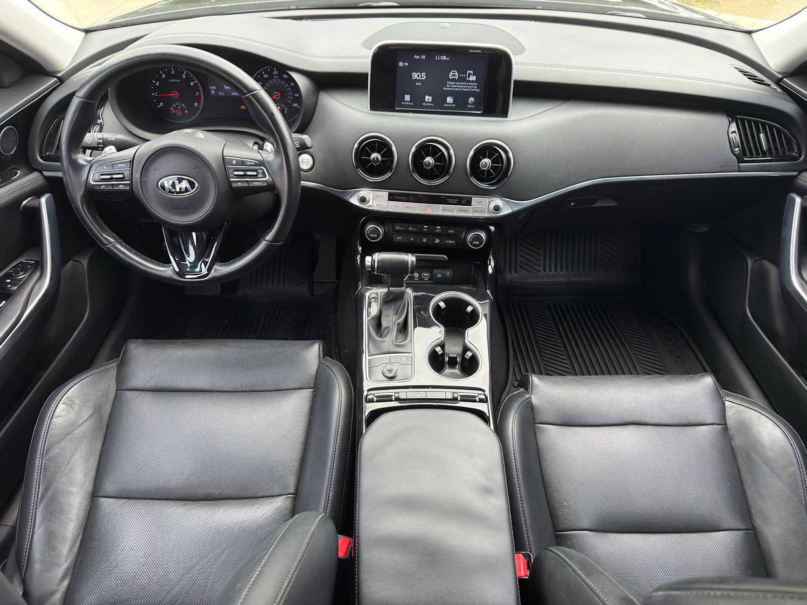 Used 2019 Kia Stinger RWD image 18