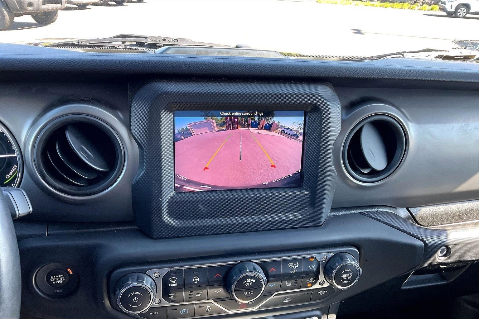 Used 2023 Jeep Wrangler Unlimited w/ Cold Weather Group AWD/4WD image 14