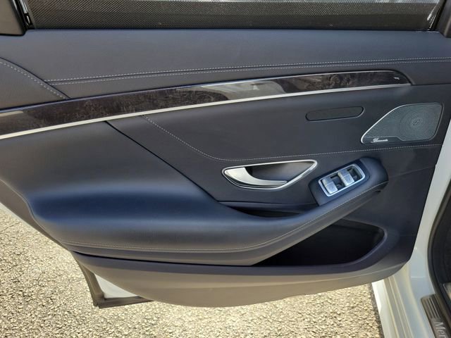 Used 2019 Mercedes-Benz S 450 Sedan image 7