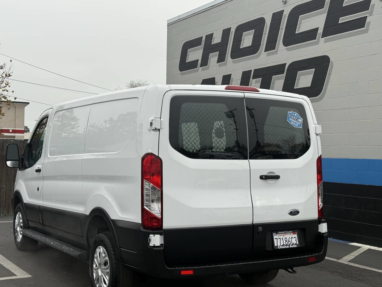 Used 2019 Ford Transit 250 130 Low Roof w/ Exterior Upgrade Package image 21