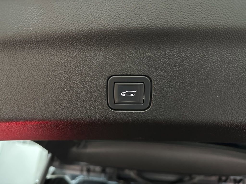 Used 2021 Chevrolet Tahoe RST image 40