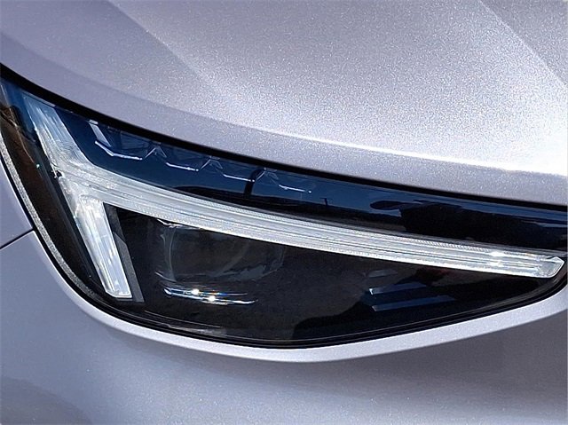 New 2026 Volvo XC40 B5 Plus w/ Protection Package Premier image 6