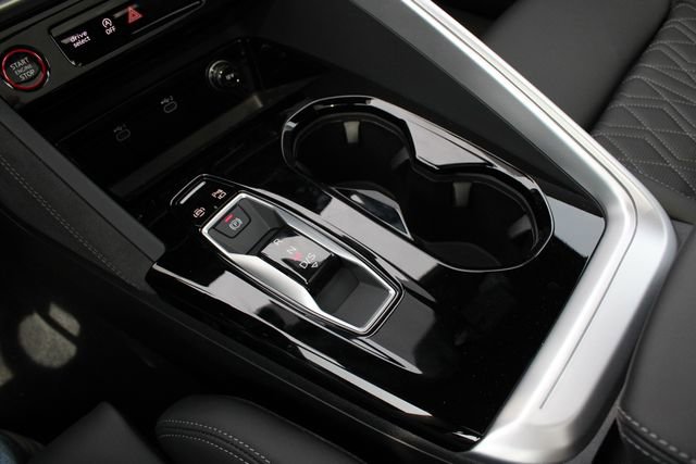 New 2025 Audi SQ5 Premium Plus AWD/4WD image 17