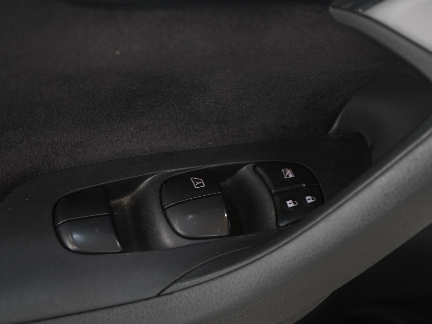 Used 2013 Nissan Altima 2.5 S image 19