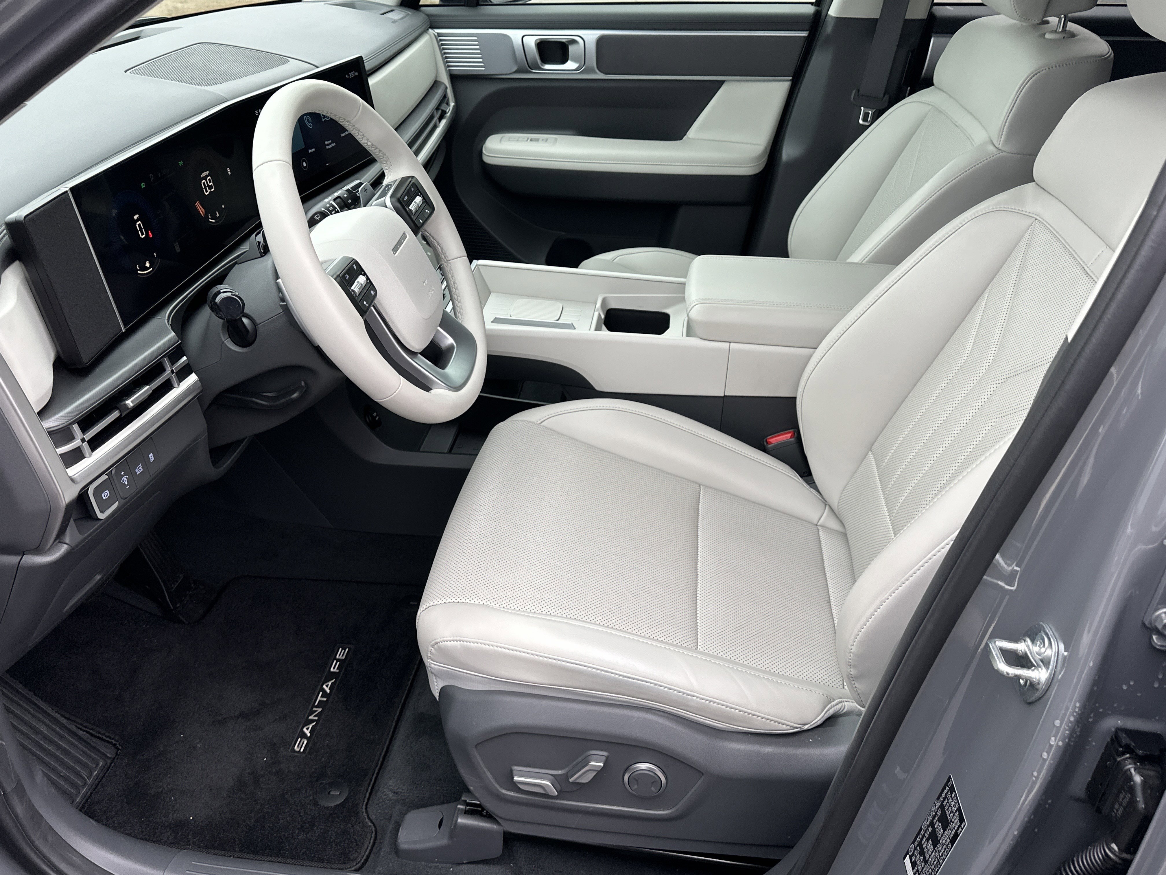 Used 2024 Hyundai Santa Fe SEL image 10