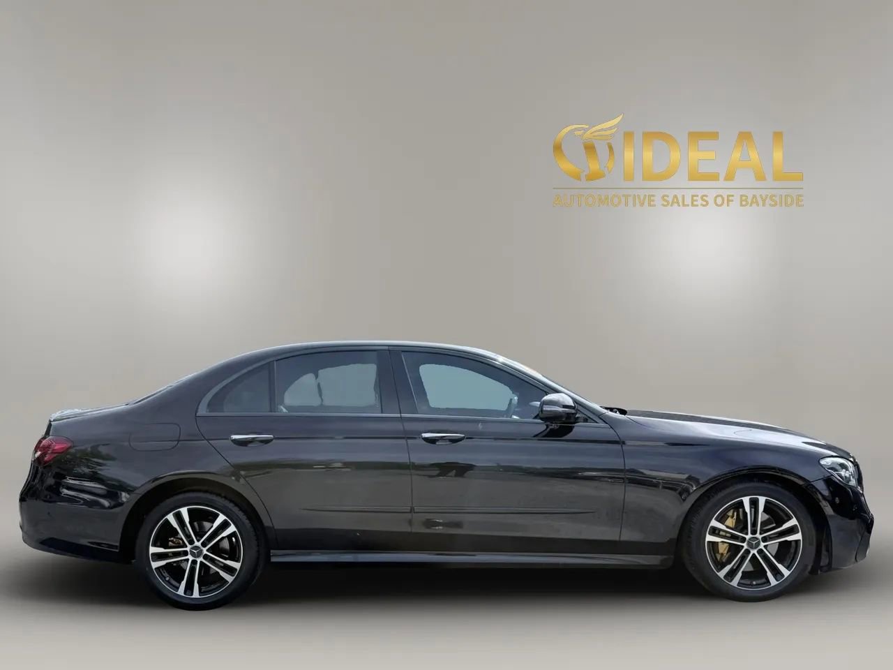 Used 2021 Mercedes-Benz E 350 4MATIC Sedan image 8