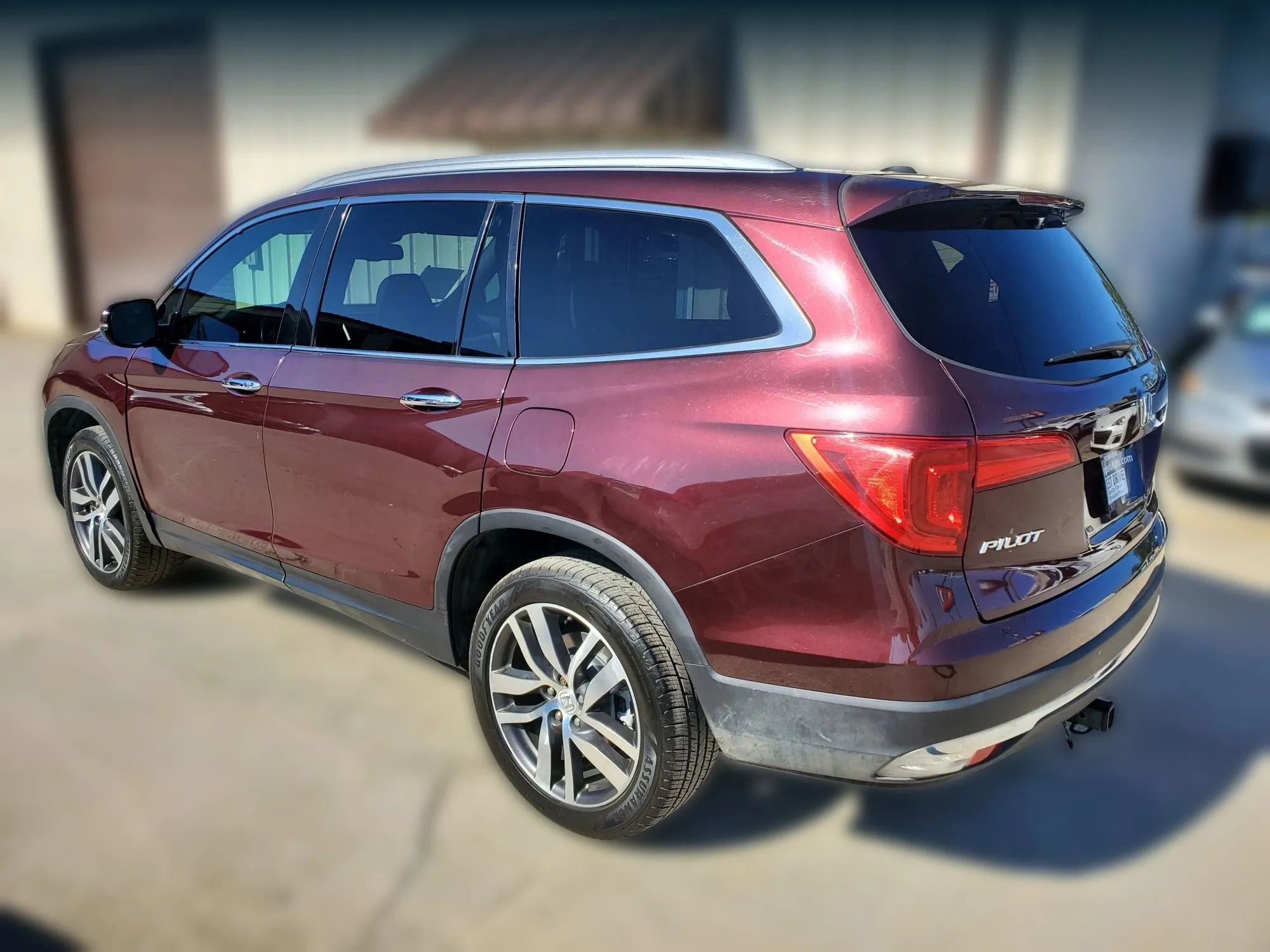 Used 2017 Honda Pilot Elite image 8