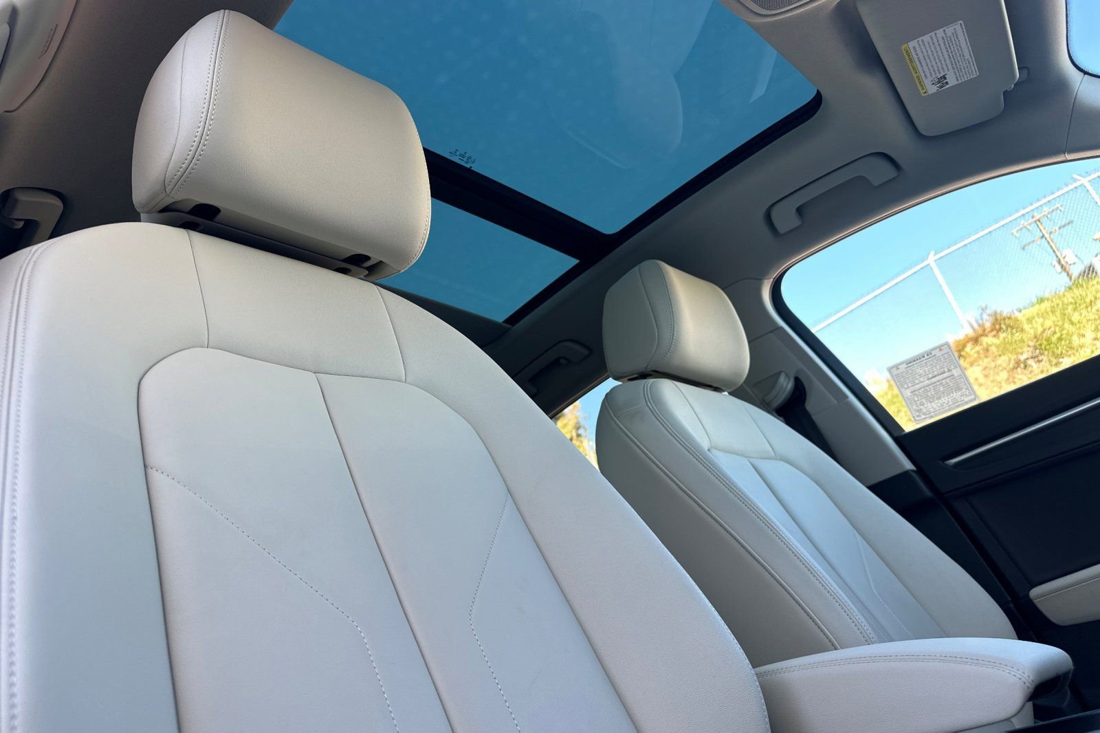 Used 2023 Audi Q3 2.0T Premium w/ Convenience Package AWD/4WD image 17