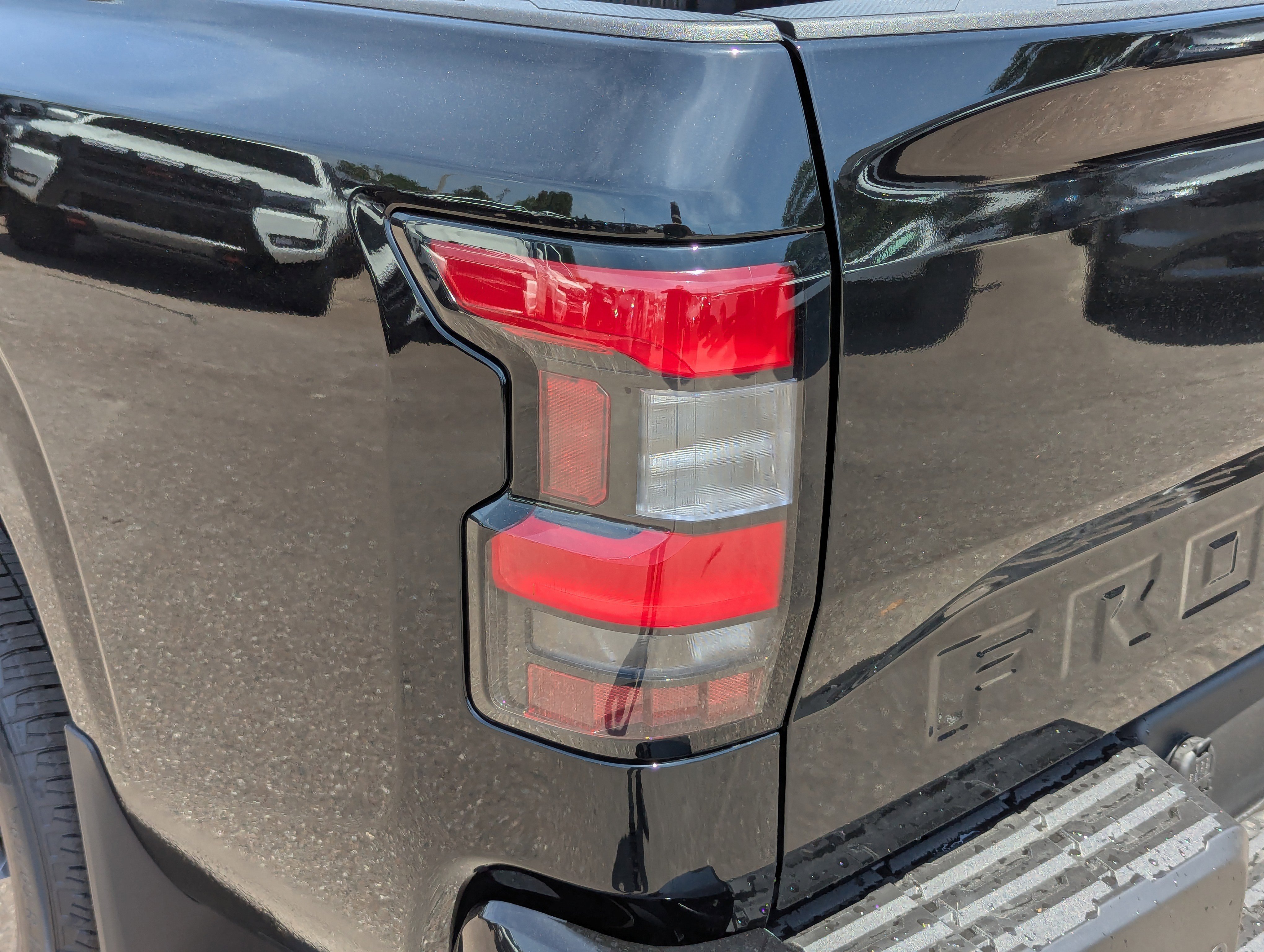 New 2026 Nissan Frontier SV w/ Tow Package AWD/4WD image 34