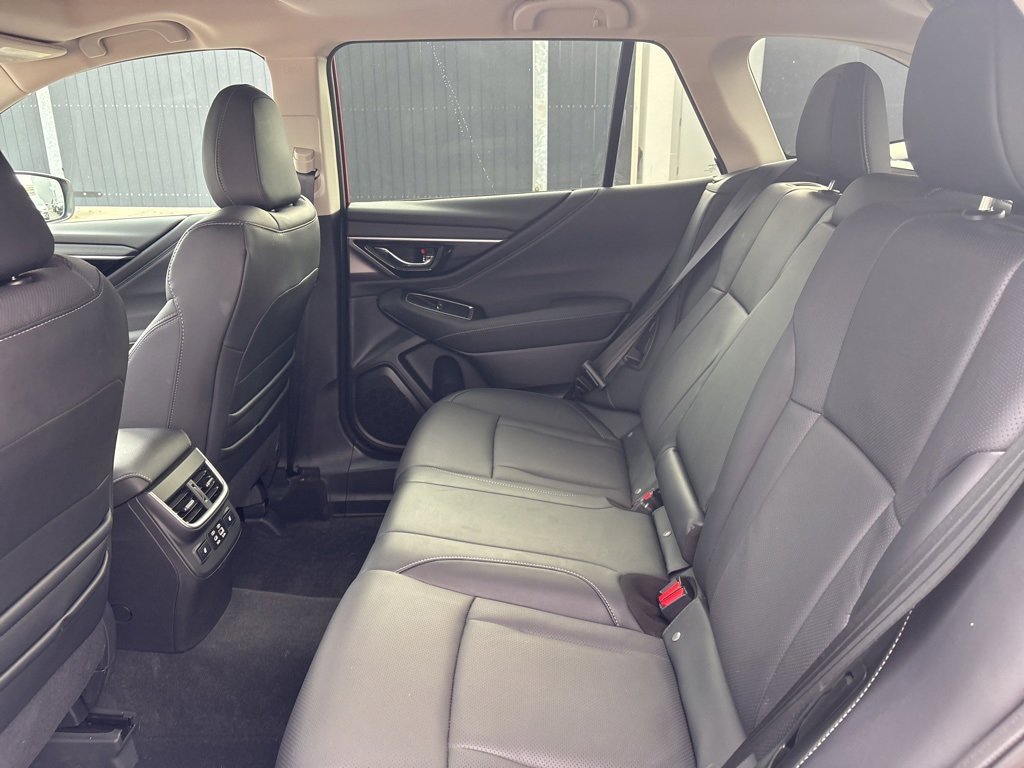 Used 2025 Subaru Outback Limited w/ Popular Package #2 image 12