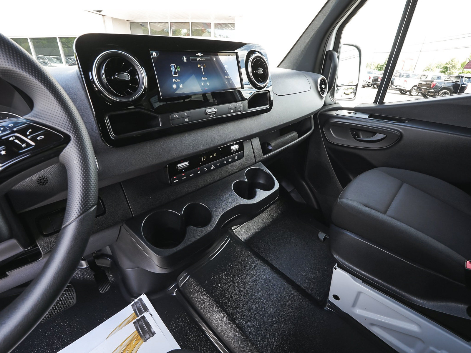 Used 2026 Mercedes-Benz Sprinter 2500 image 26