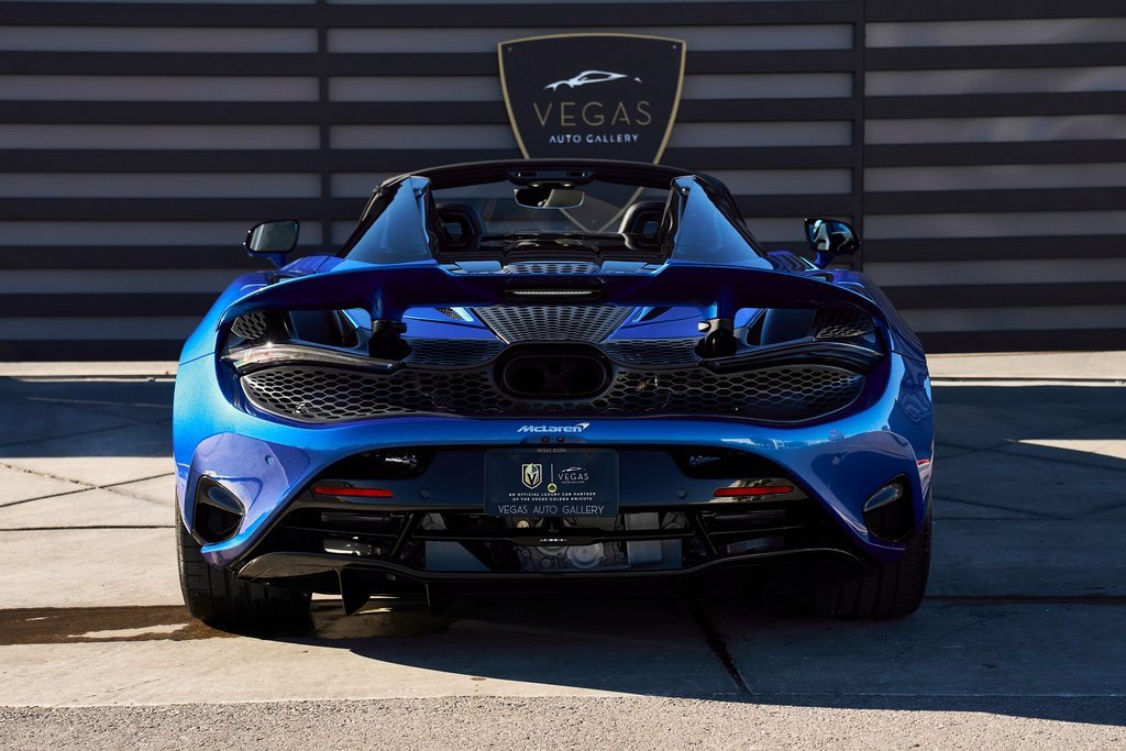 Used 2024 McLaren 750S Spider image 22