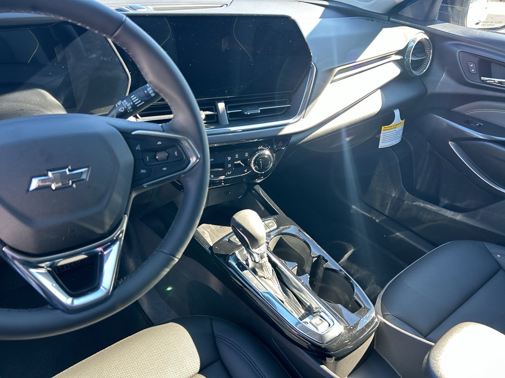 New 2026 Chevrolet Trax ACTIV w/ Sunroof Package image 13