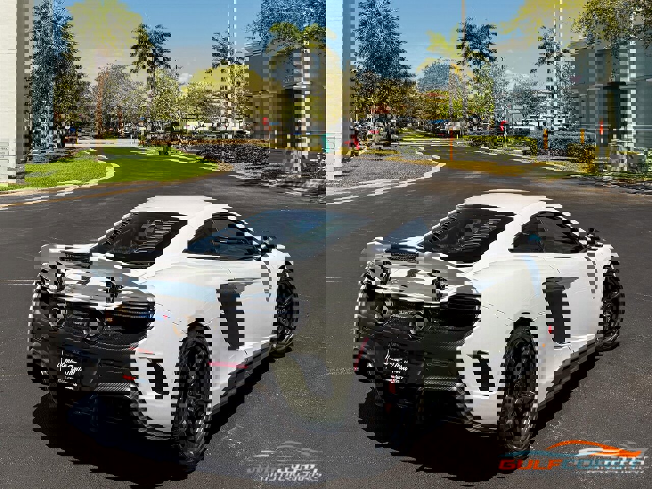 Used 2016 McLaren 675LT image 64